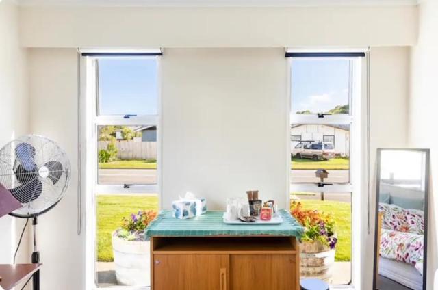 Whitby Pvt Room Pauatahanui Екстер'єр фото